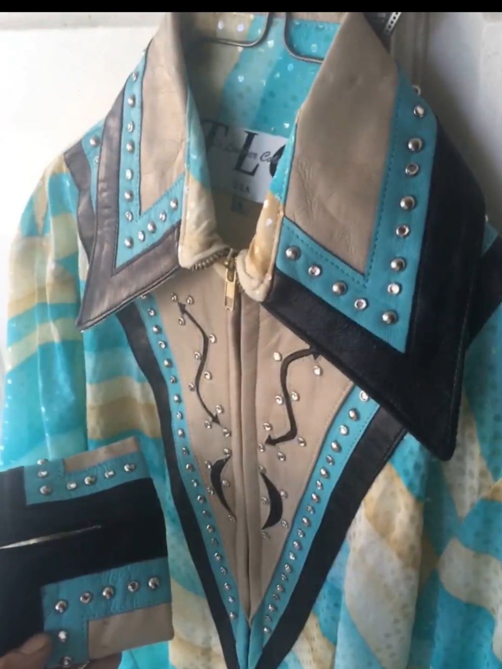 TLC Turquoise Tan Black Studded Zip-Front Western Blouse